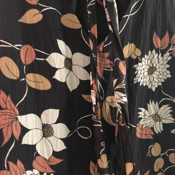 Anthropologie Maeve floral sleeveless blouse, 8 - Picture 5 of 7